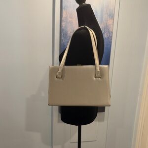 Elegant Cream Shoulder Tote Bag